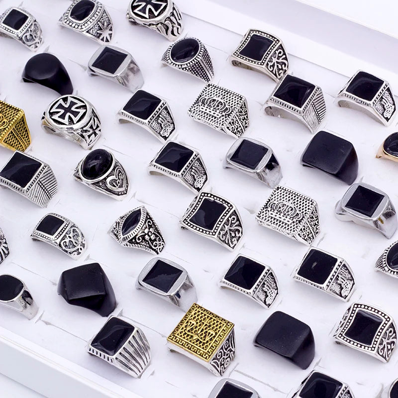 1️⃣ “Geometric Square Metal Rings for Men