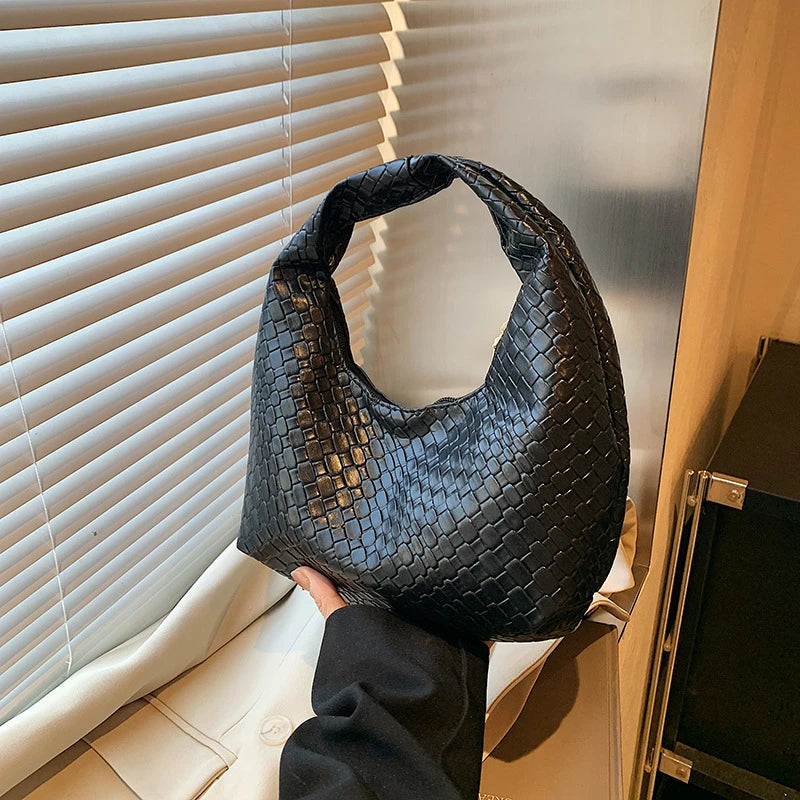 Women’s Hobo Handbag