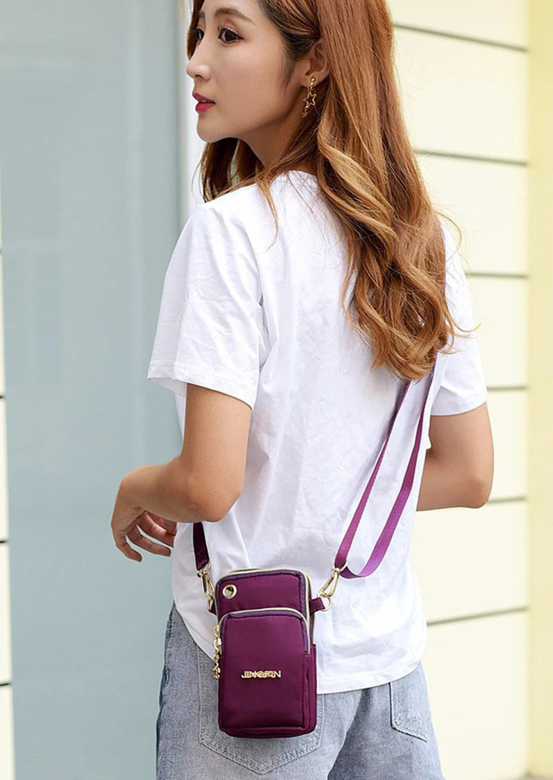 Women’s Sports Pouch Bag