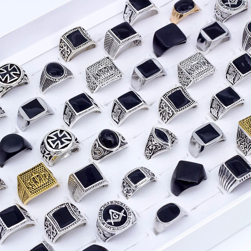 1️⃣ “Geometric Square Metal Rings for Men