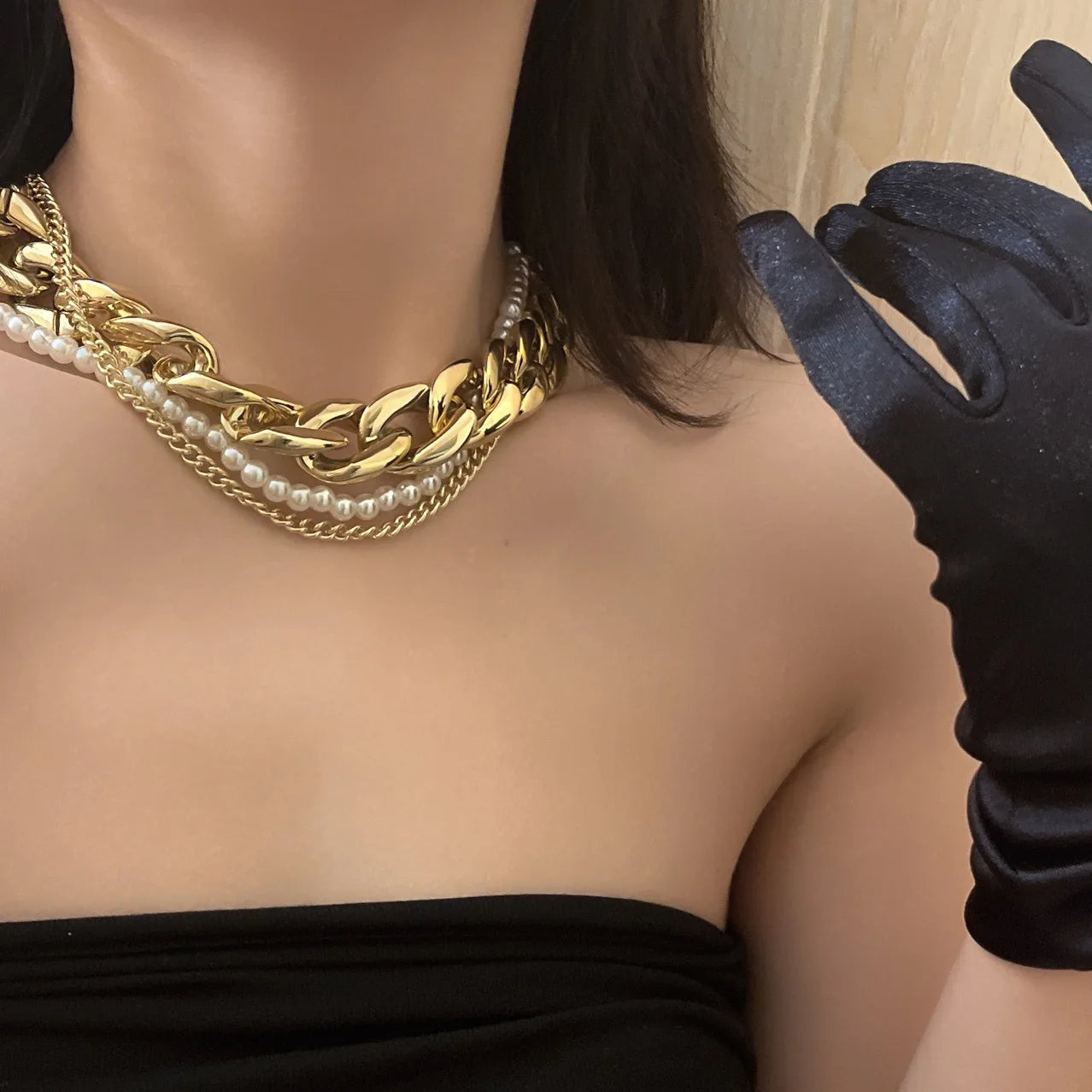 Exaggerated CCB Chunky Pearl Choker Necklace