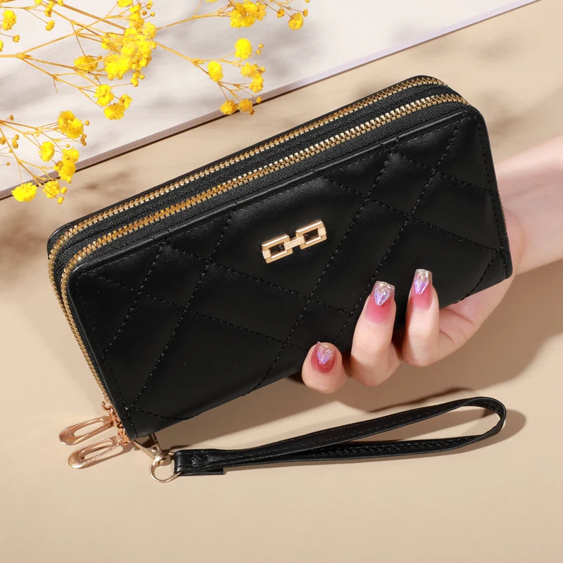 Versatile Zipper Clutch with Multiple Card Slots