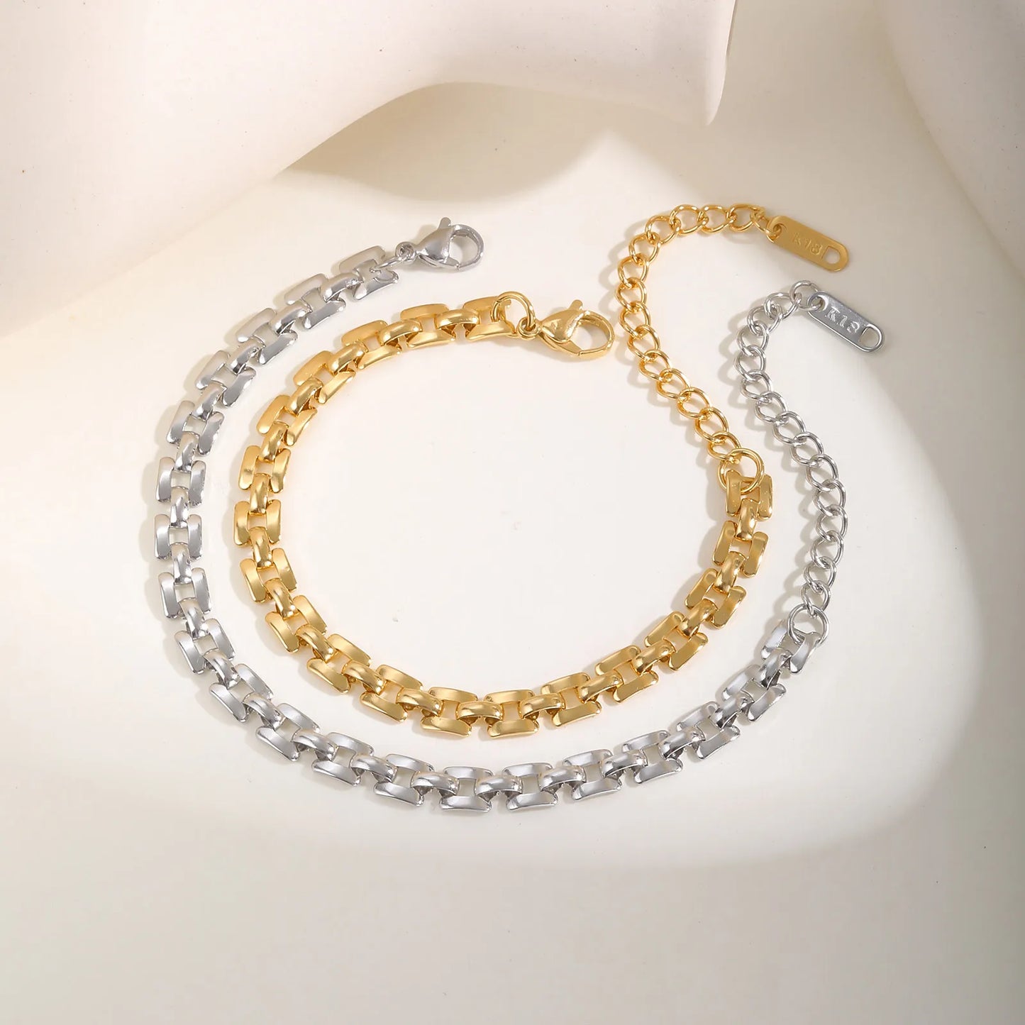 Minimalist Stainless Steel Link Bracelet