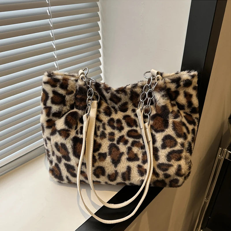 Chain Shoulder Handle Bag