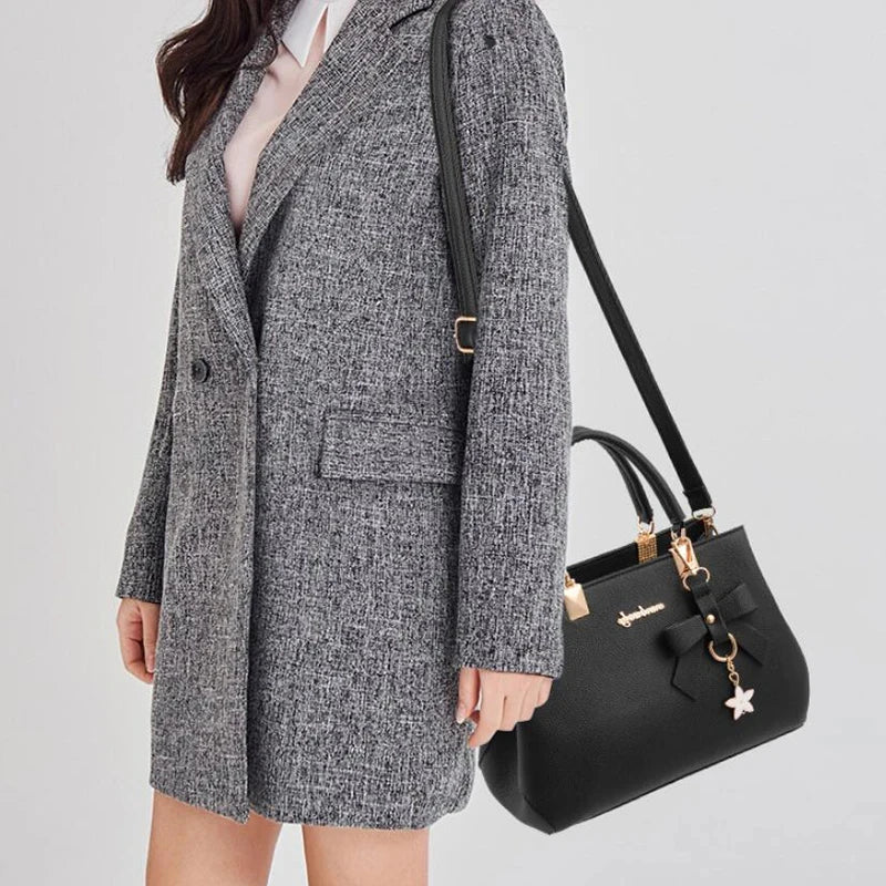 Floral Design Shoulder Bag