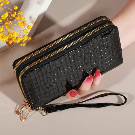 Chic Vintage Double-Layer Clutch Wallet with Wristlet