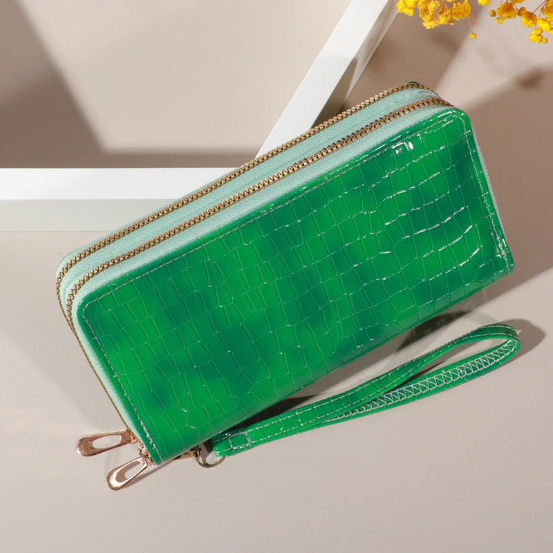 Chic Vintage Double-Layer Clutch Wallet with Wristlet