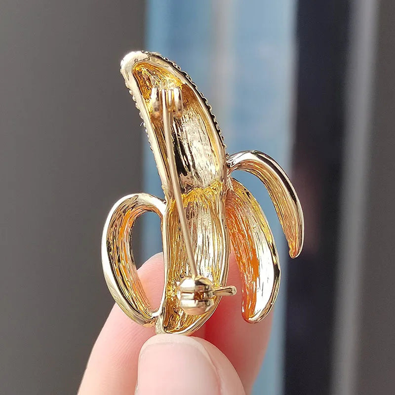 "Sparkling Rhinestone Banana Brooch – Women’s Jewelry Gift