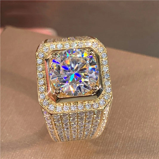 2️⃣ “Vintage Gold Zircon Ring Men Women”