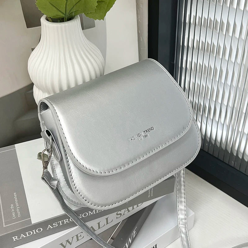 Vintage Saddle Crossbody