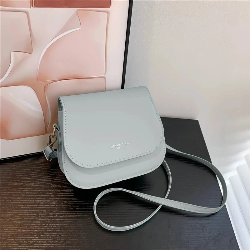 Vintage Saddle Crossbody