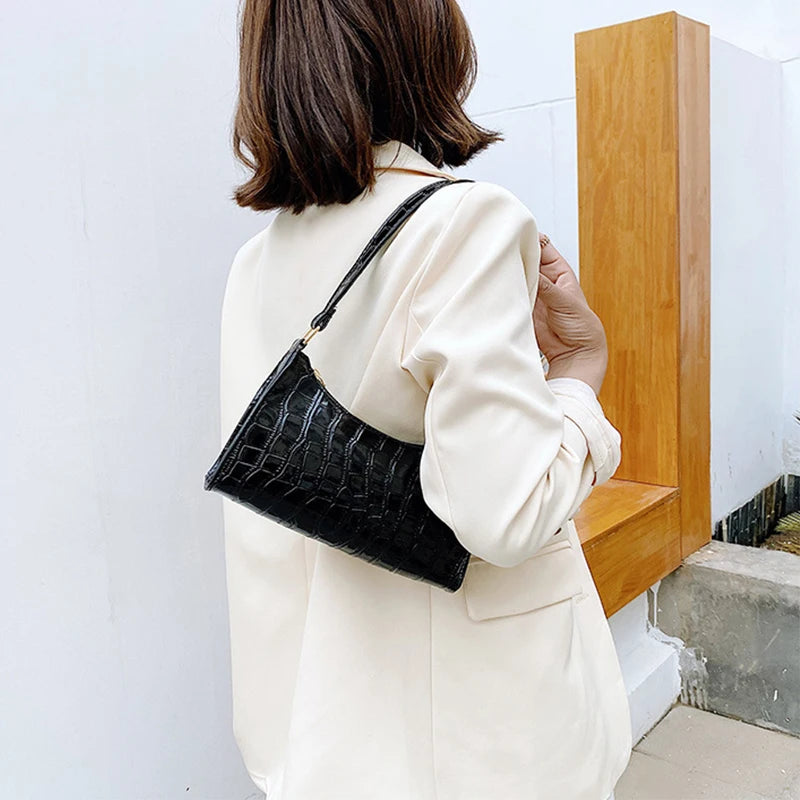 Retro Alligator PU Clutch