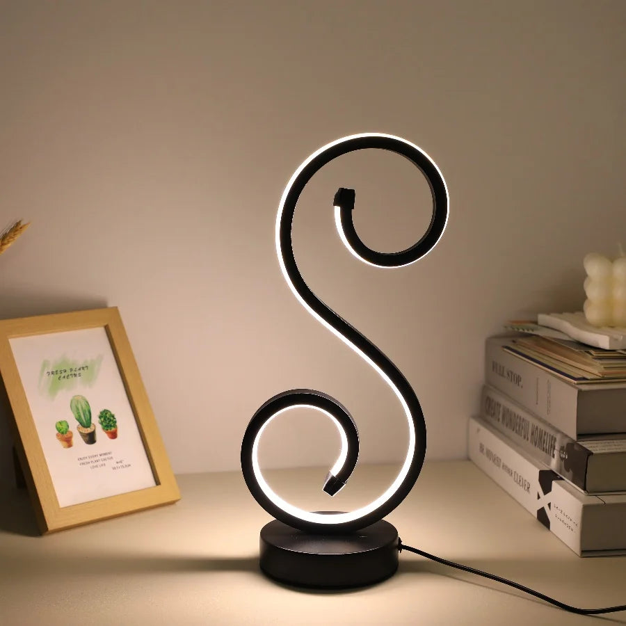 Creative Three-Color Dimming Desk Lamp