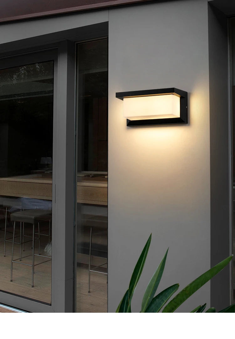 LED Porch & Garden Wall Lamp – Weatherproof Outdoor Lighting