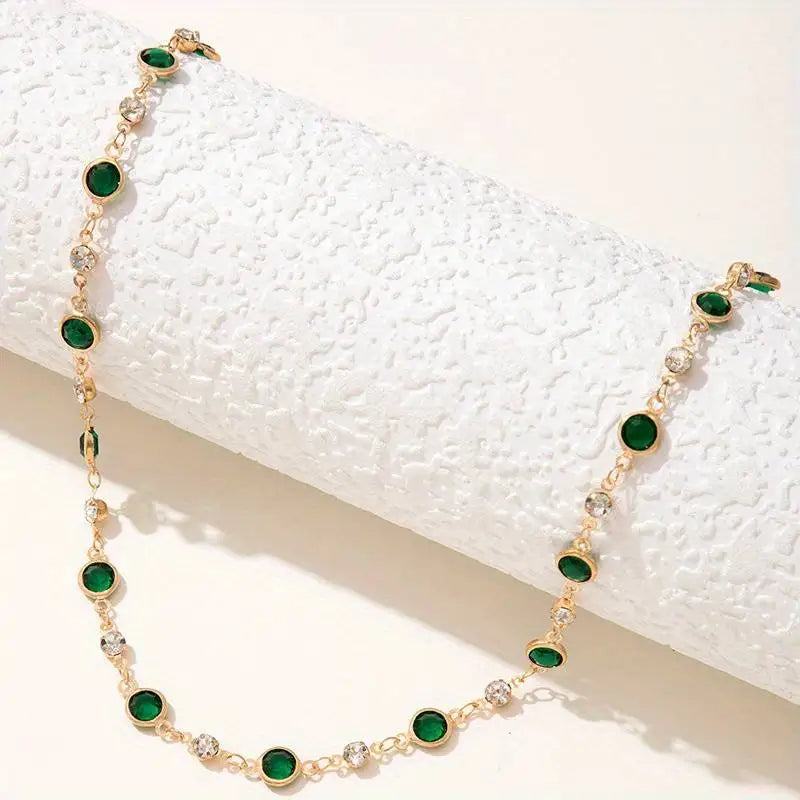 Retro Green Zircon Clavicle Necklace for Women