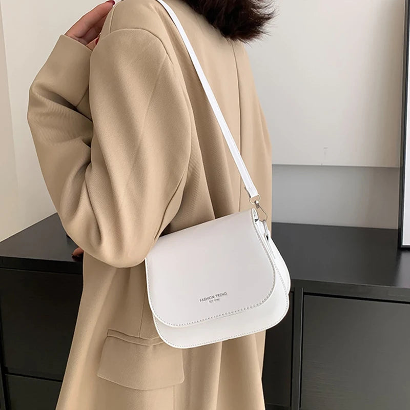 Vintage Saddle Crossbody