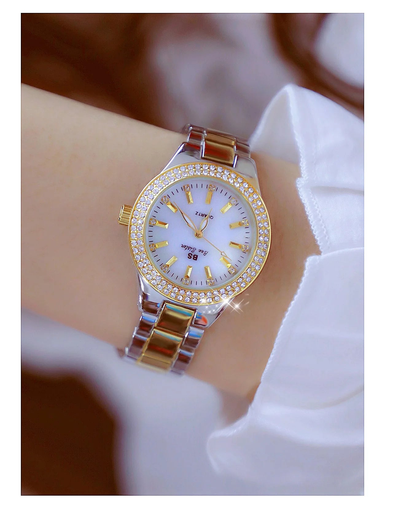 UTHAI Women's Classic Quartz Watch