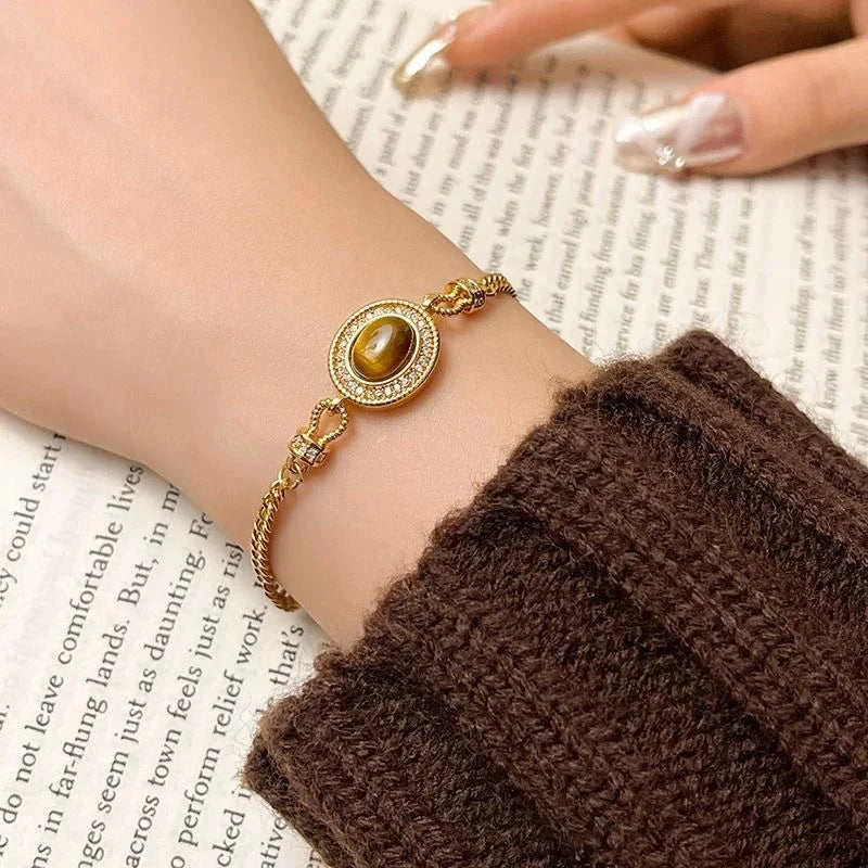 "Vintage Tiger Eye & Amber Stone Bracelet – Women’s Jewelry Gift