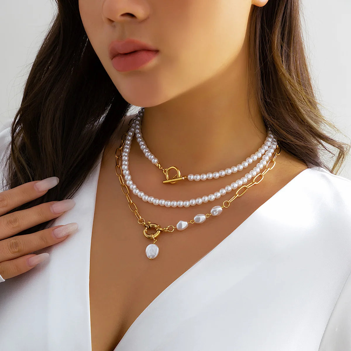 Elegant Pearl Multi-layer Gold Choker Necklace