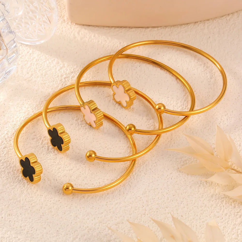 “Gold Stainless Steel Star Bracelet”