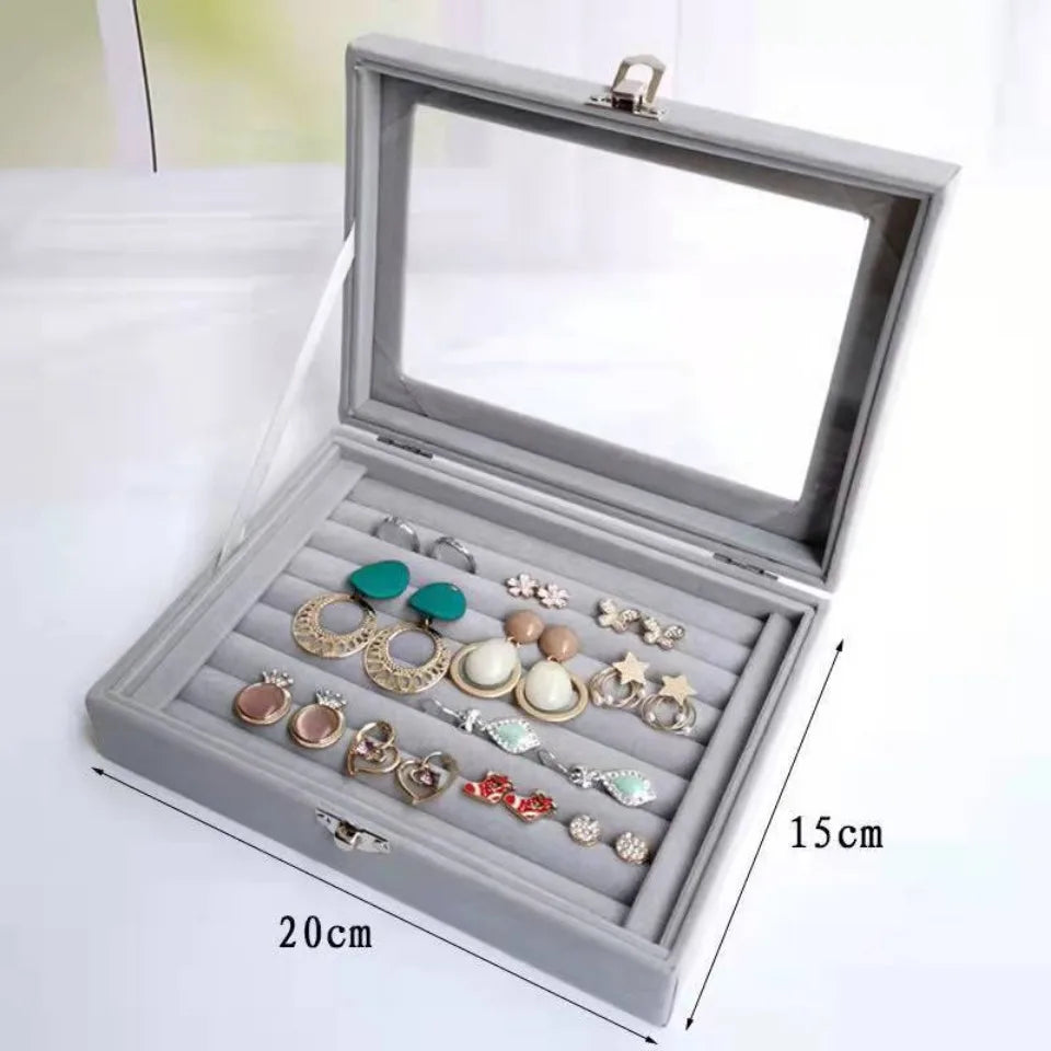 Velvet Box for Storing and Displaying Rings”