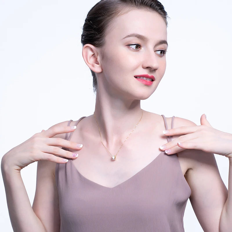 925 Silver Round CZ Pendant Necklace