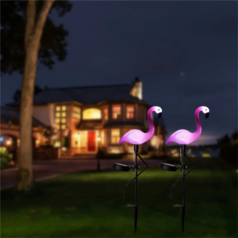 ChatGPT ha detto: "LED Solar Flamingo Light