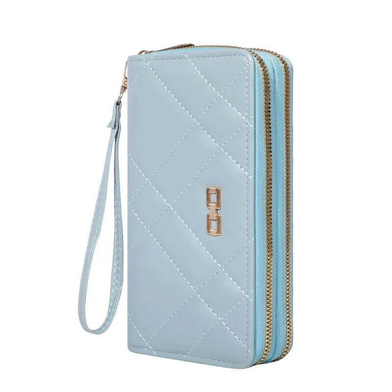 Versatile Zipper Clutch with Multiple Card Slots