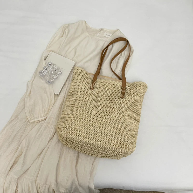 Summer Straw Bucket Bag