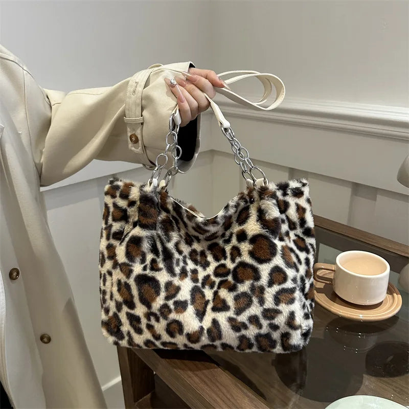 Chain Shoulder Handle Bag