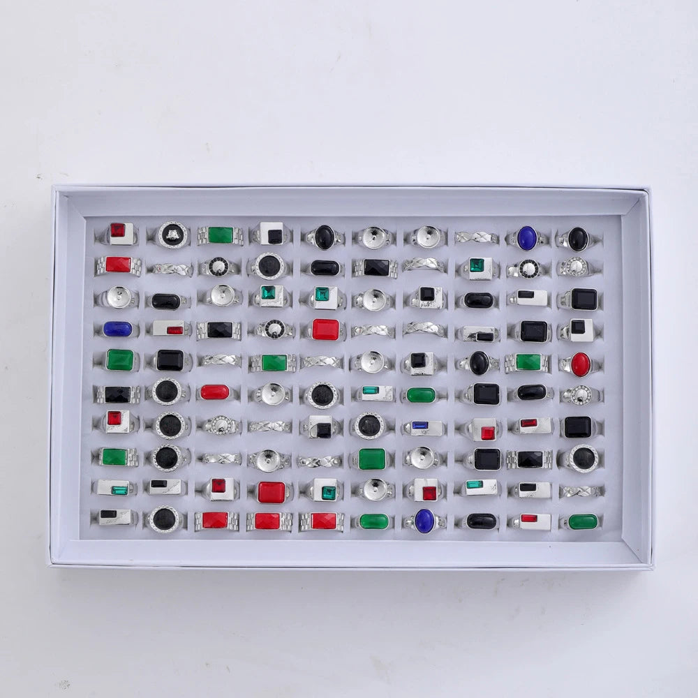 1️⃣ “Vintage Black Square Rings for Men & Women