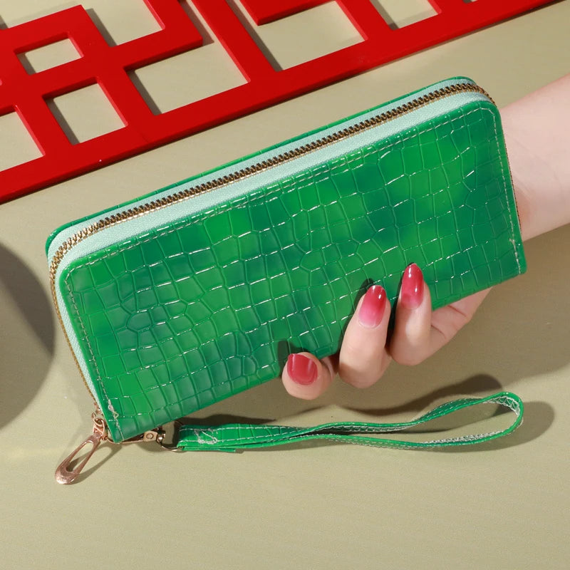 Classic Large Capacity Clutch Purse with Zipper