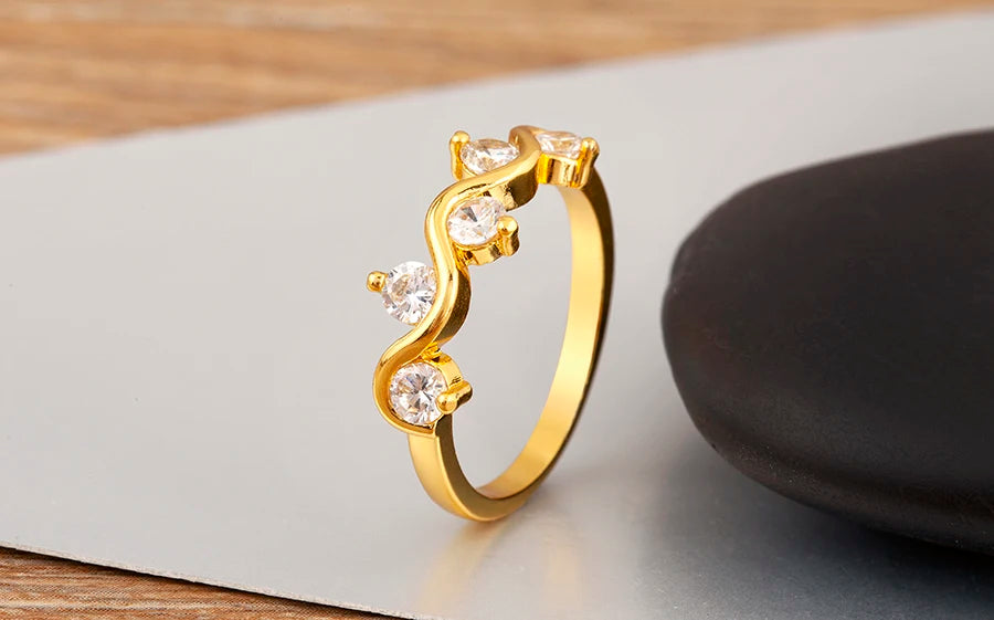 "Luxury Heart Crown Zircon Ring – Women’s Jewelry Gift"