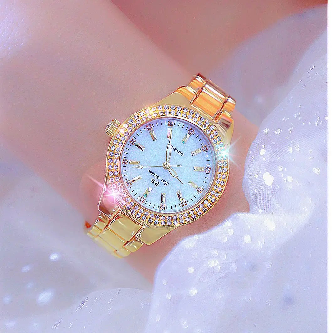 UTHAI Women's Classic Quartz Watch