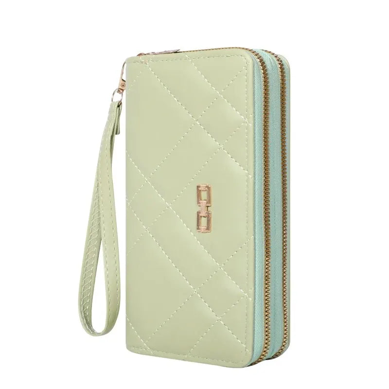 Versatile Zipper Clutch with Multiple Card Slots