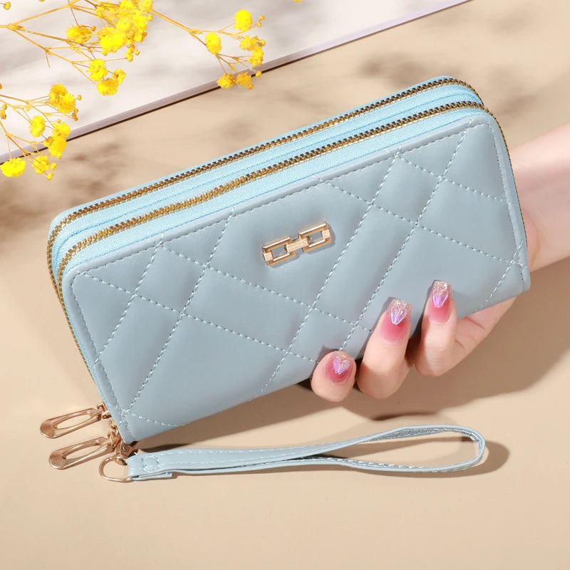 Versatile Zipper Clutch with Multiple Card Slots