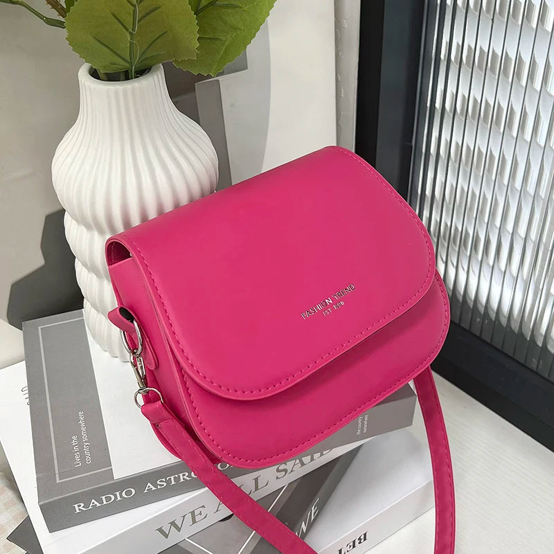 Vintage Saddle Crossbody