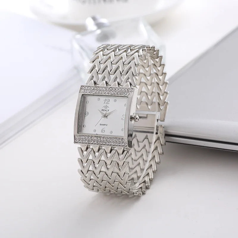 UTHAI W32 Women's Diamond Watch