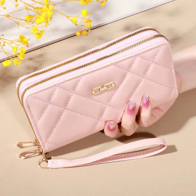 Versatile Zipper Clutch with Multiple Card Slots