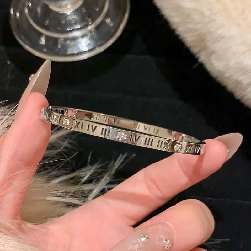 “Gold Stainless Steel Star Bracelet”