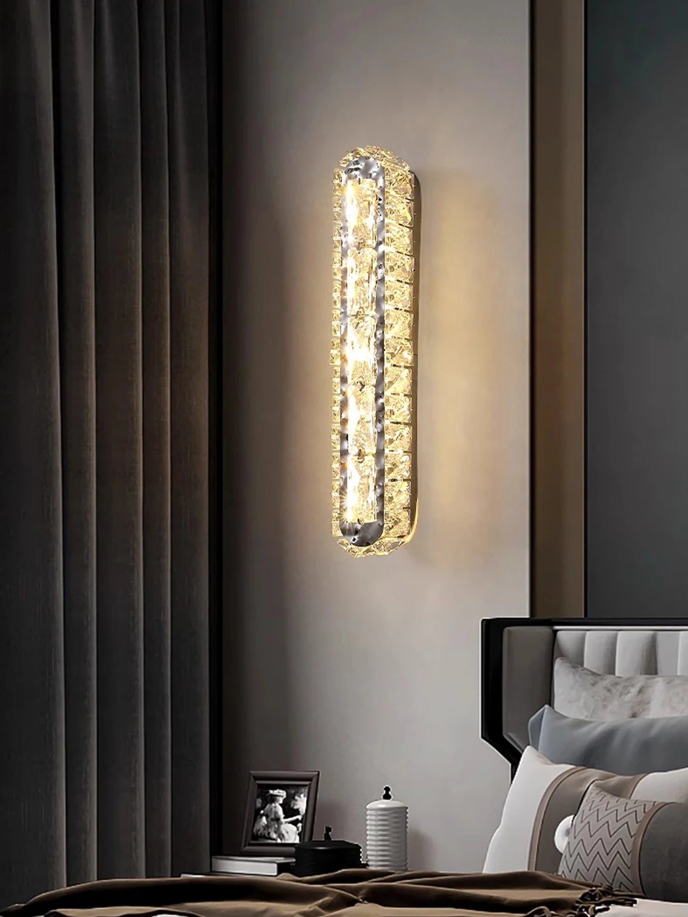 Crystal Wall Lamp – Gold & Silver