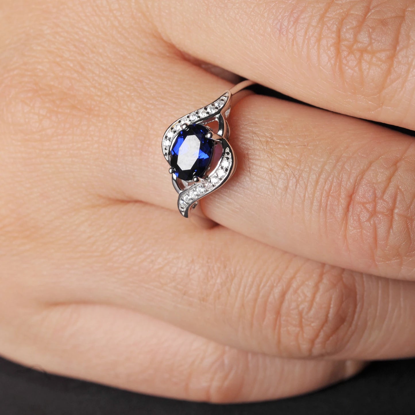 Potiy Oval Created Blue Sapphire 925 Silver Ring