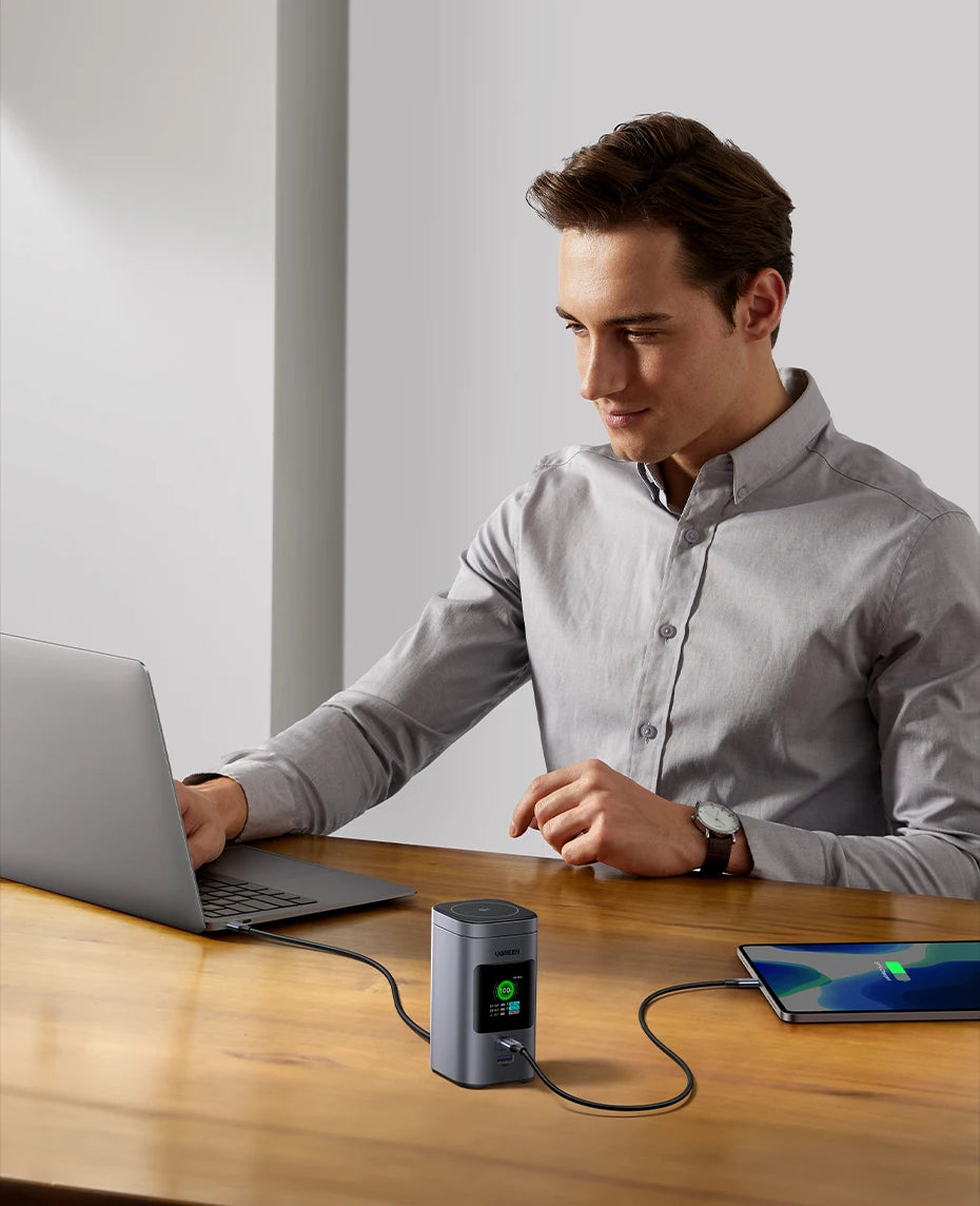 UGREEN 145W Fast-Charge 20K Power Bank with Qi2