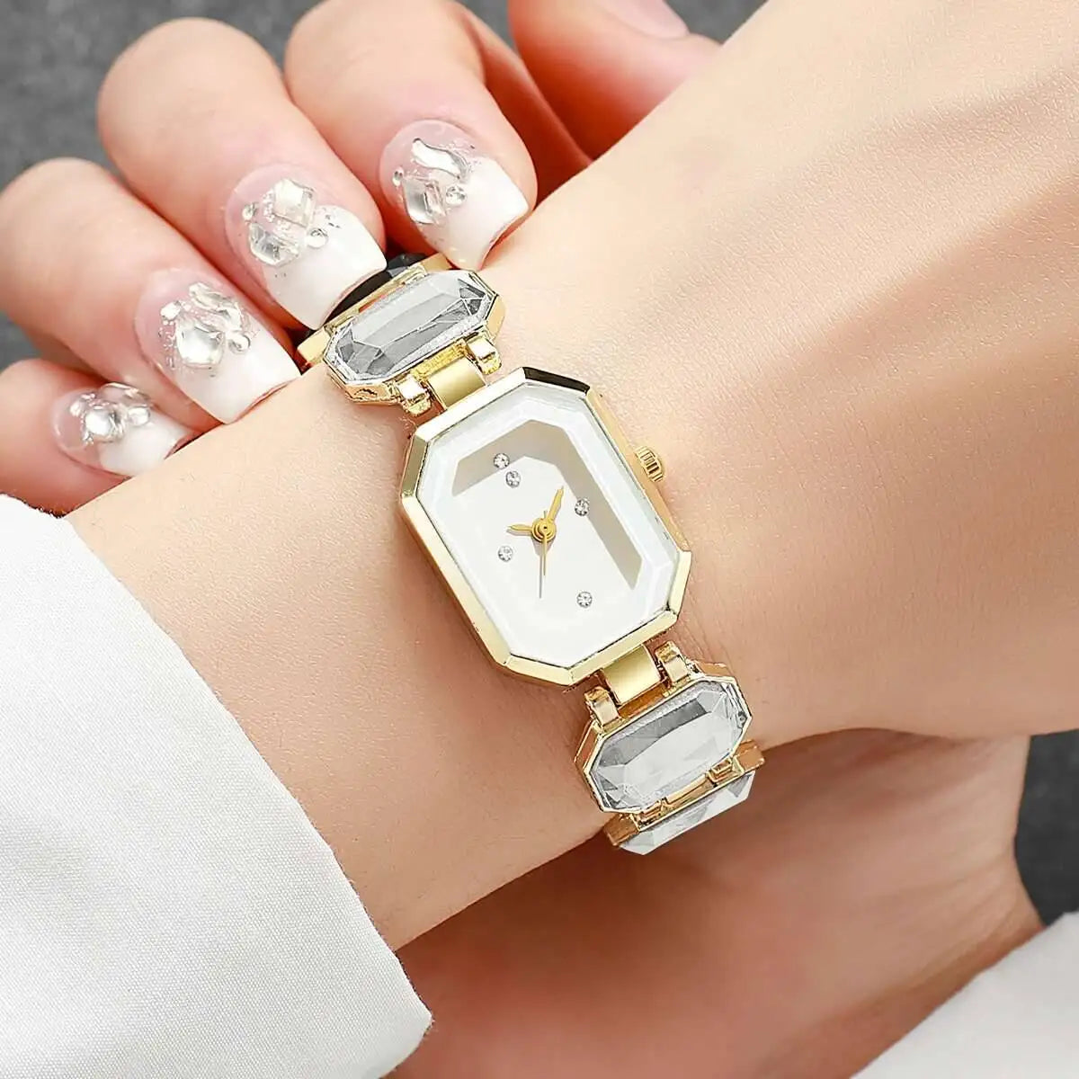 Elegant Rectangle Women’s Watchx）